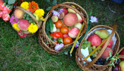 Яблучний спас — 19 серпня. Що покласти у кошик для освячення, окрім яблук