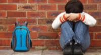 Що робити, якщо дитина не хоче йти в школу? Психологи дали поради для батьків