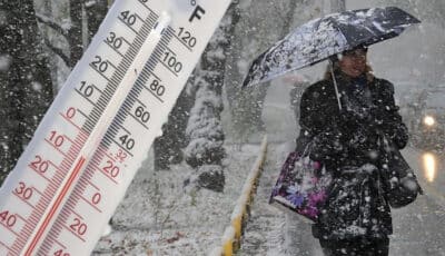 Мокрий сніг та мороз до -5. Синоптики попереджають про похолодання яке йде в Україну