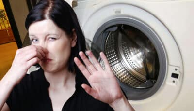 Чому з пральної машинки погано пахне, та як позбутися цього запаху